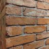 Lico Czerwone - Nrożnik z cegły rozbiórkowej